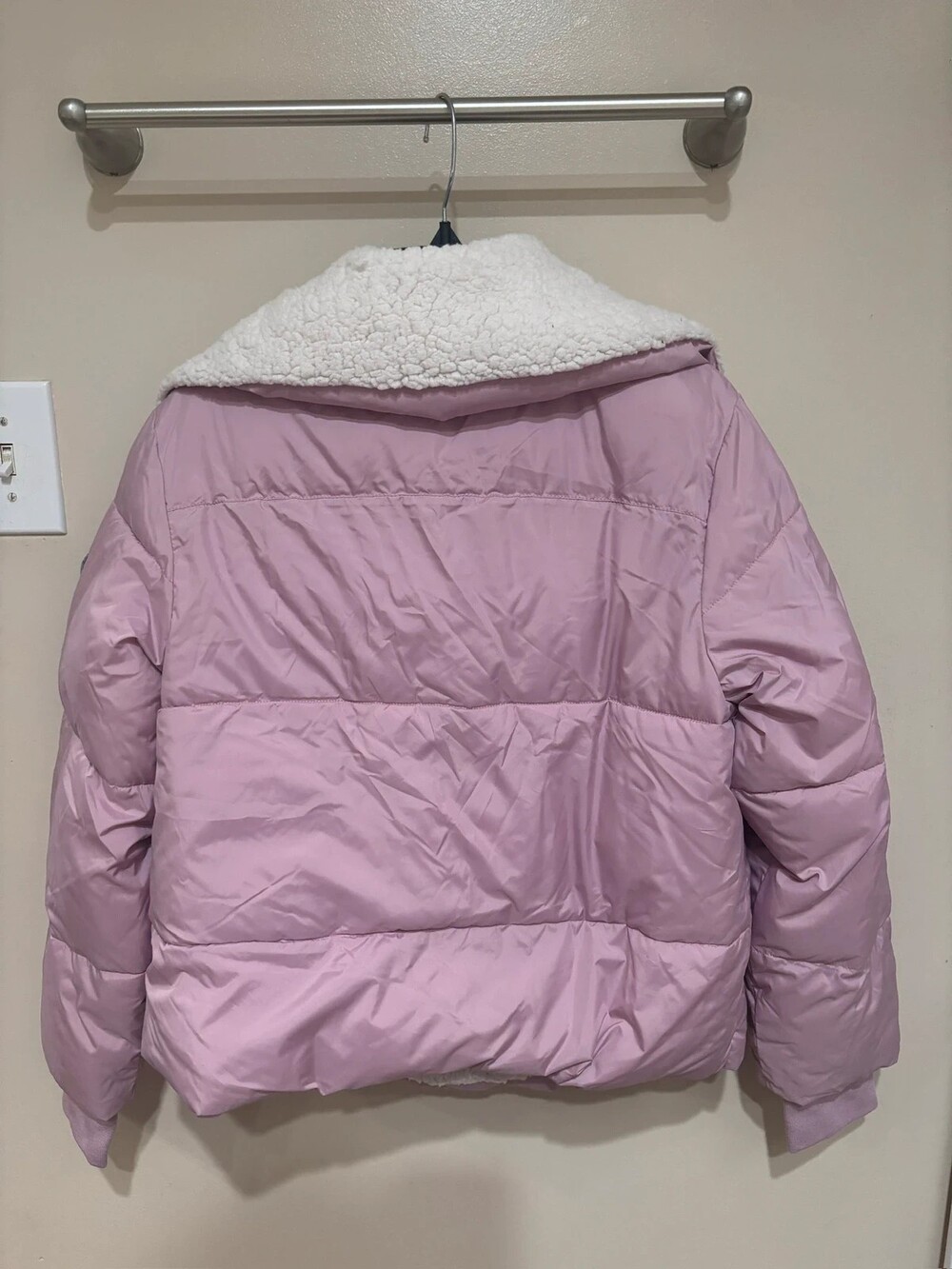 NWT UGG Women's XS Pink Waterproof Rain Jacket - Picture 5 of 5